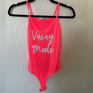 NWT Fashion Nova “vacay mode” Hot Pink Bodysuit